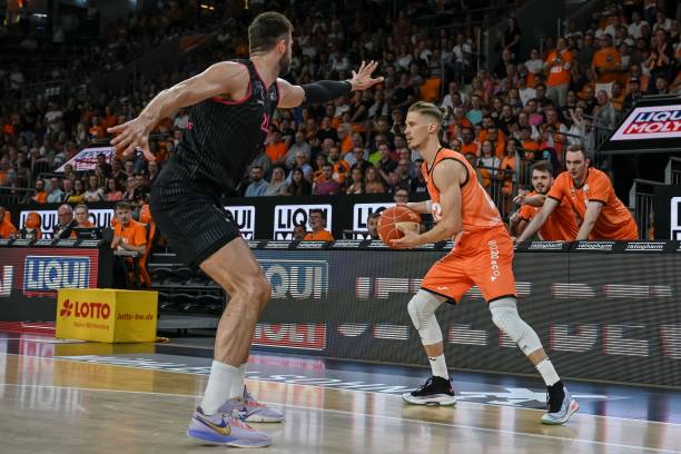 其不意的落 其不意的落