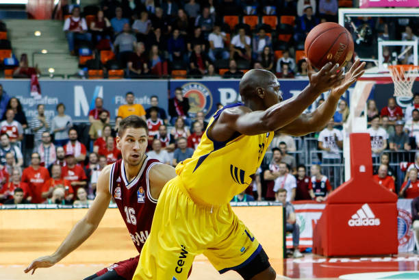 现代篮球比 现代篮球比